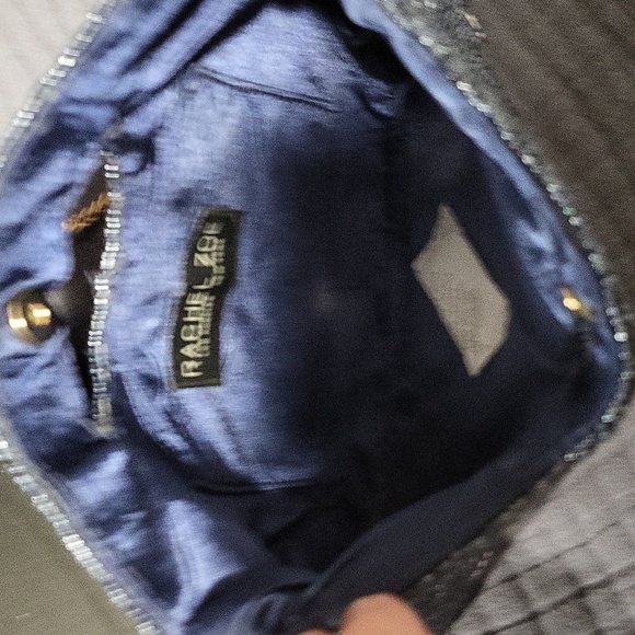 (NOTE), WILL BE GONE SOON)! NWT, "Beaded swan clutch" - Picture 8 of 16